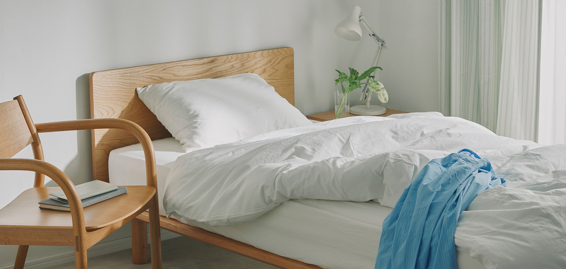 Minimalist furniture arrangement in a calm interior